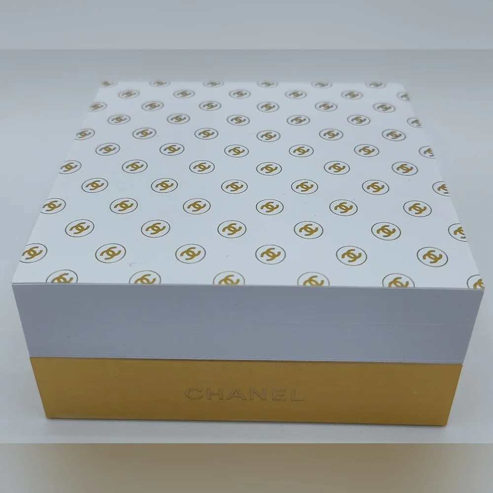 CHANEL Boutique Sticky Note Block Heavy Gold Base Luxury Desk Paper NIB